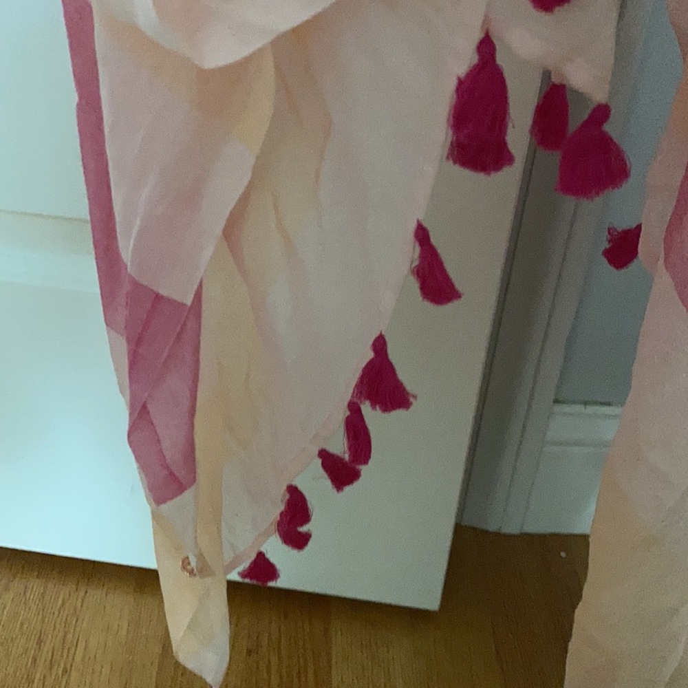 Scarf - Picture 2 of 3